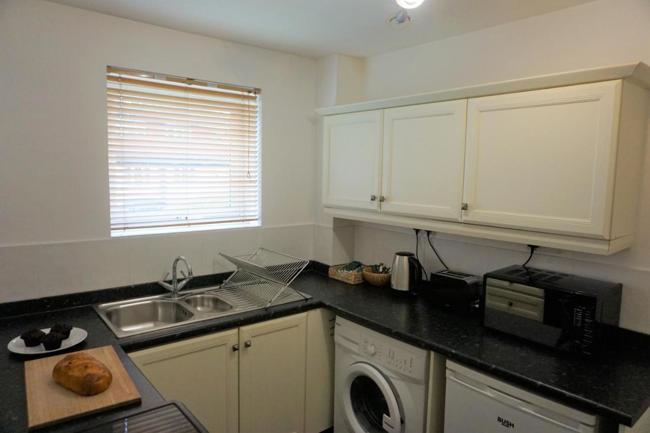 Great Meadow House Apartment บริสตอล ภายนอก รูปภาพ